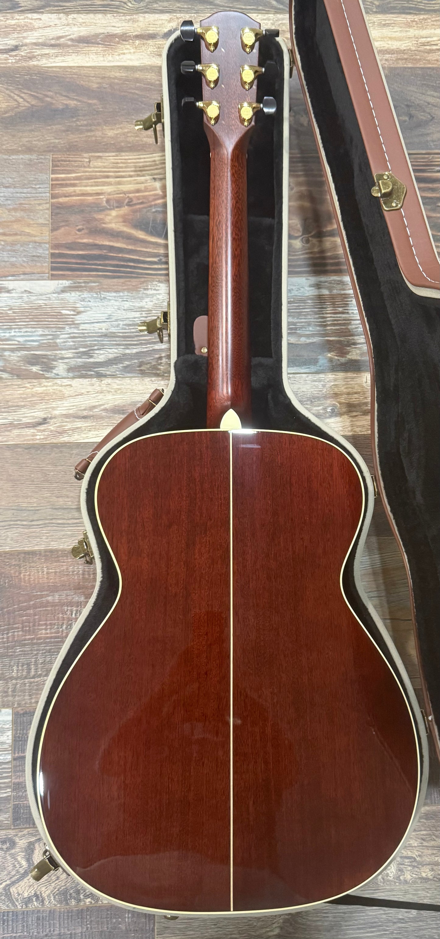 Alvarez Yairi FYM60HD - Adirondack Spruce/Honduran Mahogany