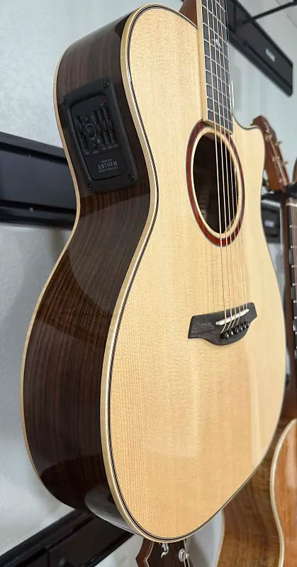 Furch Master's Choice Orange OMc-SR SPA Sikta Spruce over Indian Rosewood LR Baggs Stage Pro Anthem Hardshell Case