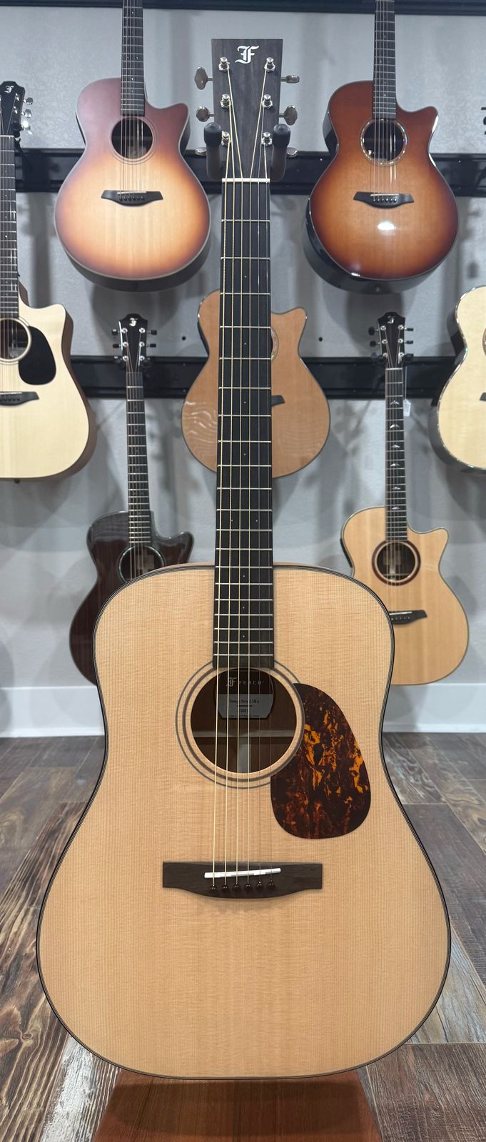 Furch Vintage Pure D-SM a Sikta Spruce over African Mahogany *CNR Active* w/ Bag *Includes CNR Active Kit ($55 Value)*