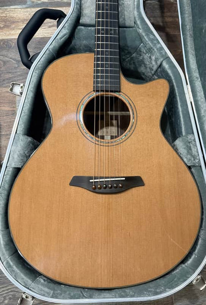 Furch Yellow Gc-CR SPA - (New old stock) Master's Choice Western Red Cedar over Indian Rosewood /w Hardshell case LR Baggs StagePro Anthem