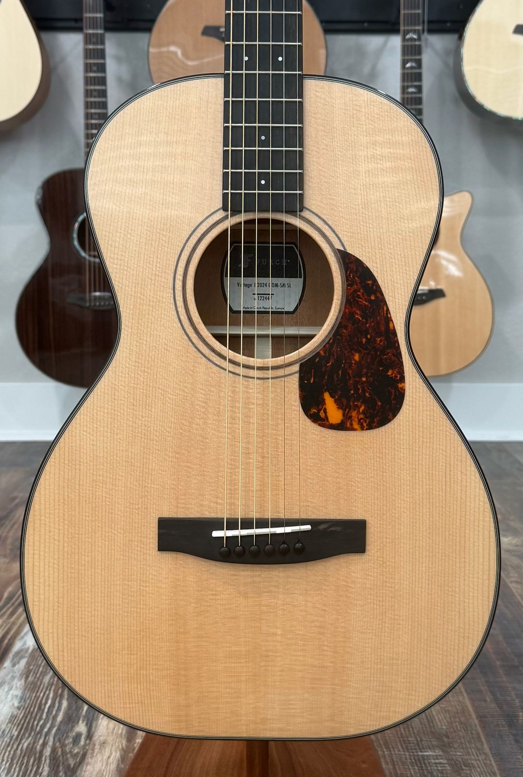 Furch Vintage 1 OOM-SM SL (New old stock) Slotted Headstock 12 Fret Sikta Spruce over African Mahogany Hardshell Case