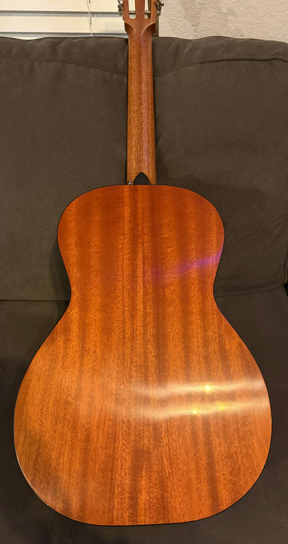 Furch Vintage 1 OOM-SM SL Sikta Spruce over African Mahogany Slotted Headstock Hardshell Case