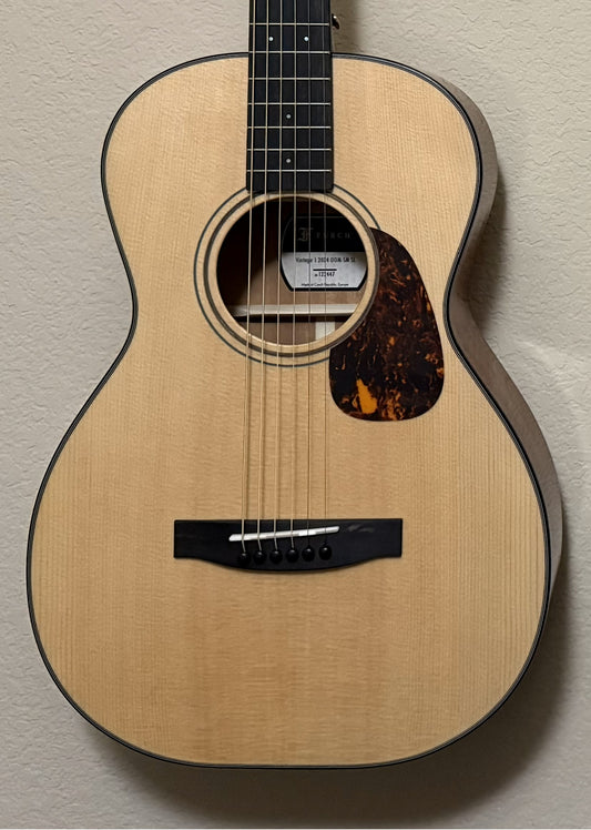 Furch Vintage 1 OOM-SM SL Sikta Spruce over African Mahogany Slotted Headstock Hardshell Case