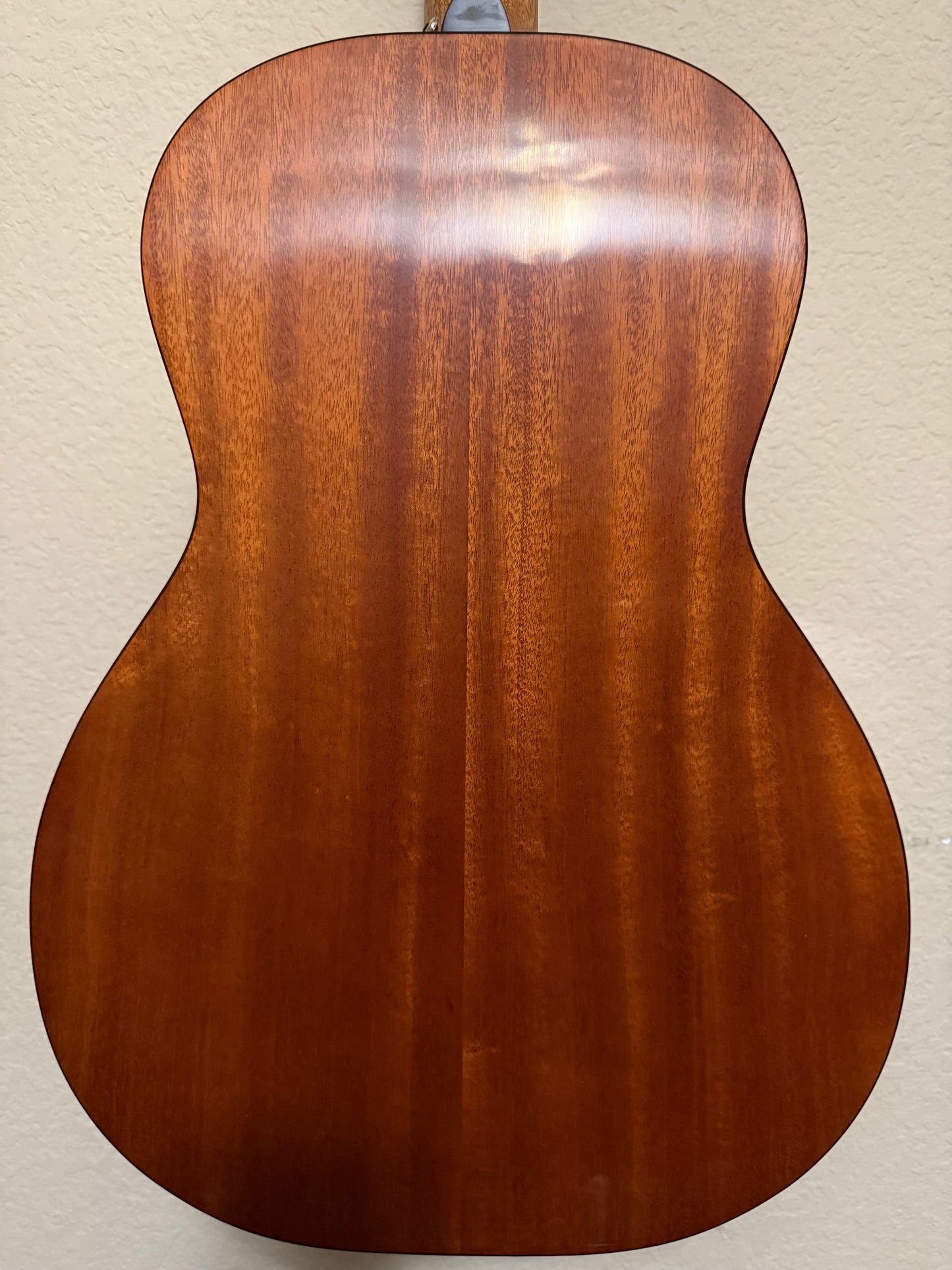 Furch Vintage 1 OOM-SM SL Sikta Spruce over African Mahogany Slotted Headstock Hardshell Case
