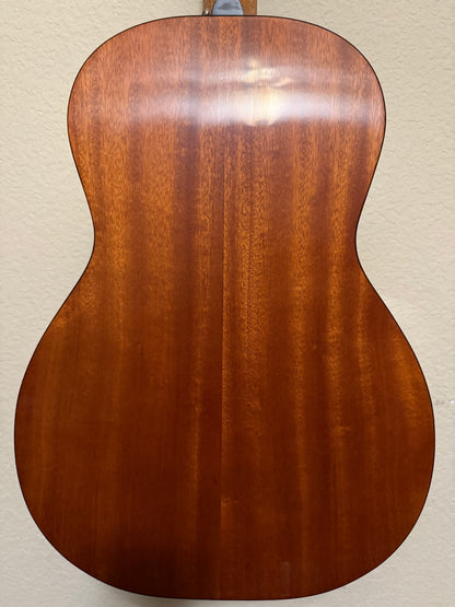 Furch Vintage 1 OOM-SM SL Sikta Spruce over African Mahogany Slotted Headstock Hardshell Case