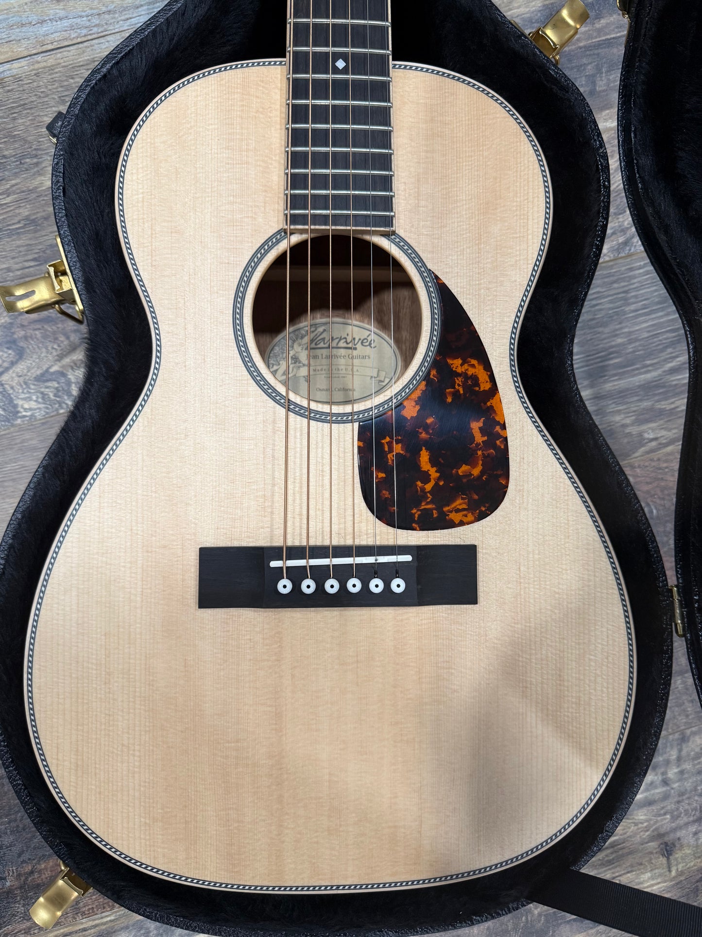 Larrivee T-40-MH Spruce/Mahogany Short Scale, Small Body Travel Guitar