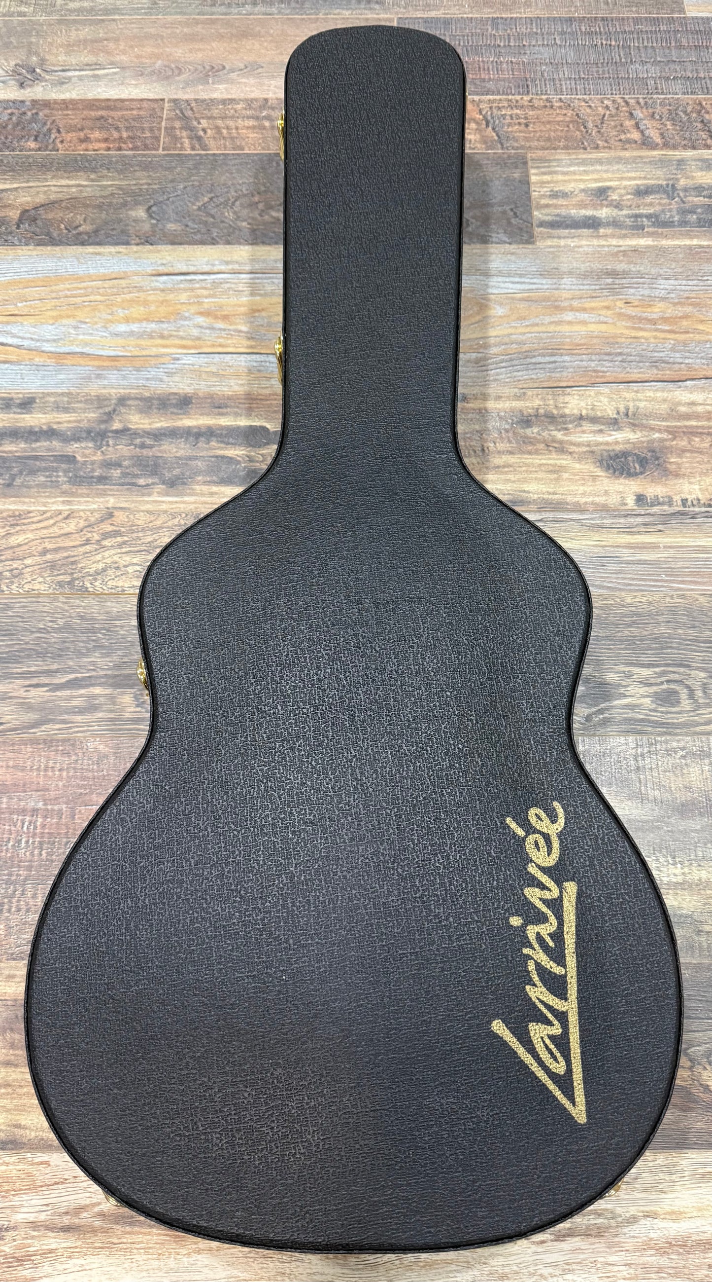 Larrivee OMV-50 - OM w/ cutaway - Spruce/Mahogany Hardshell case