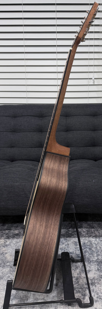Dowina Walnut GAC SWS - Swiss Moon Spruce/Walnut with Hardshell Case