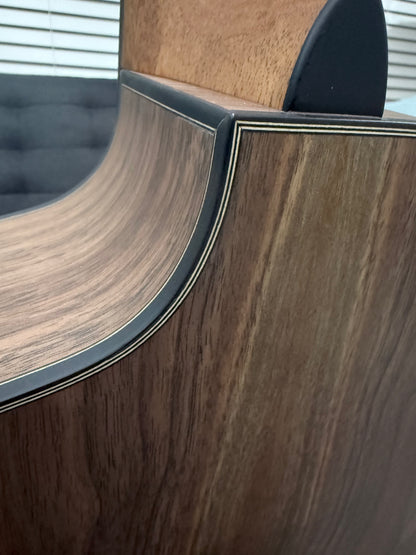Dowina Walnut GAC SWS - Swiss Moon Spruce/Walnut with Hardshell Case