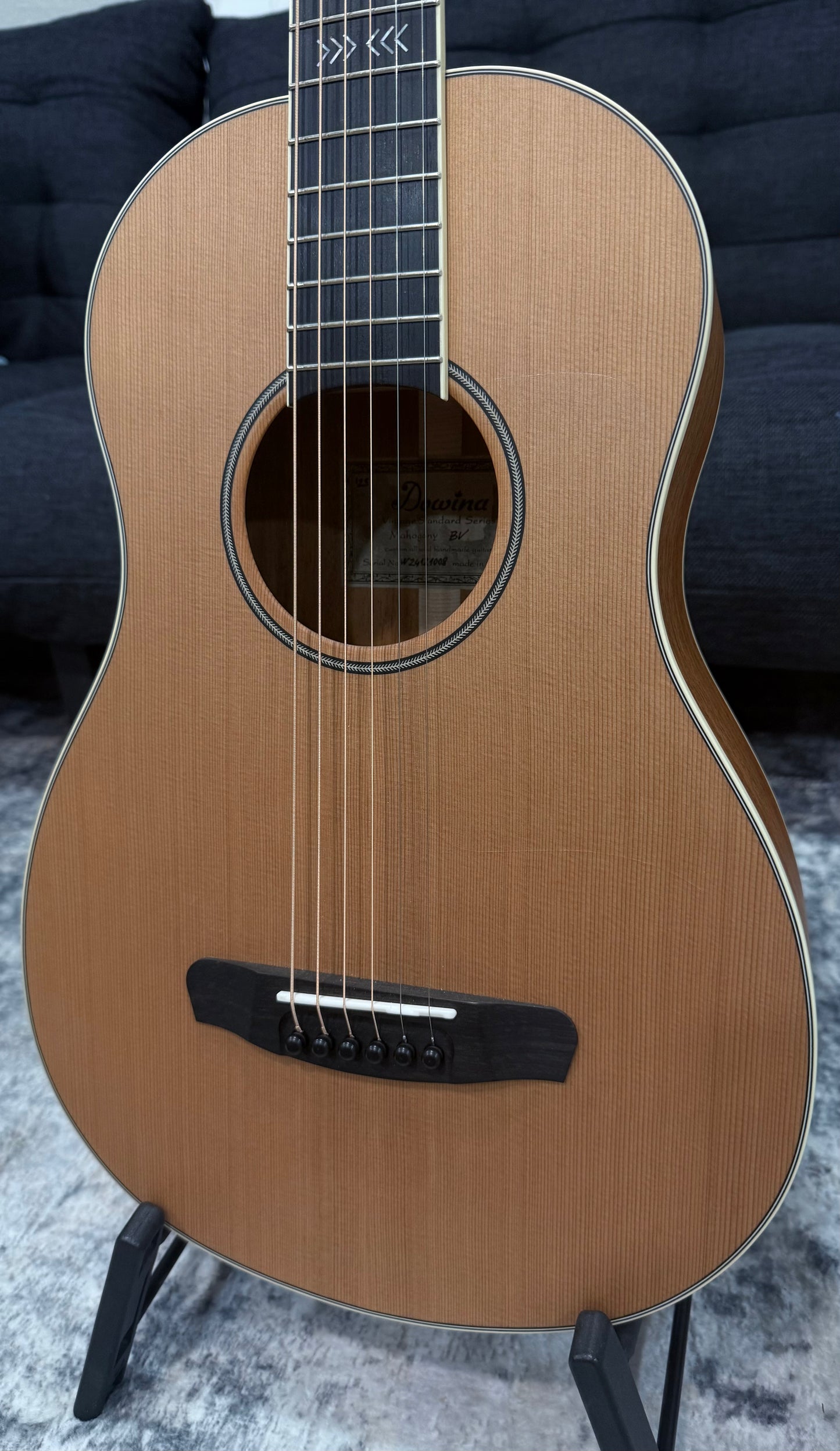 Dowina Mahogany Bona Vida - Cedar/Mahogany Parlor Sized Acoustic Guitar with Hardshell Case