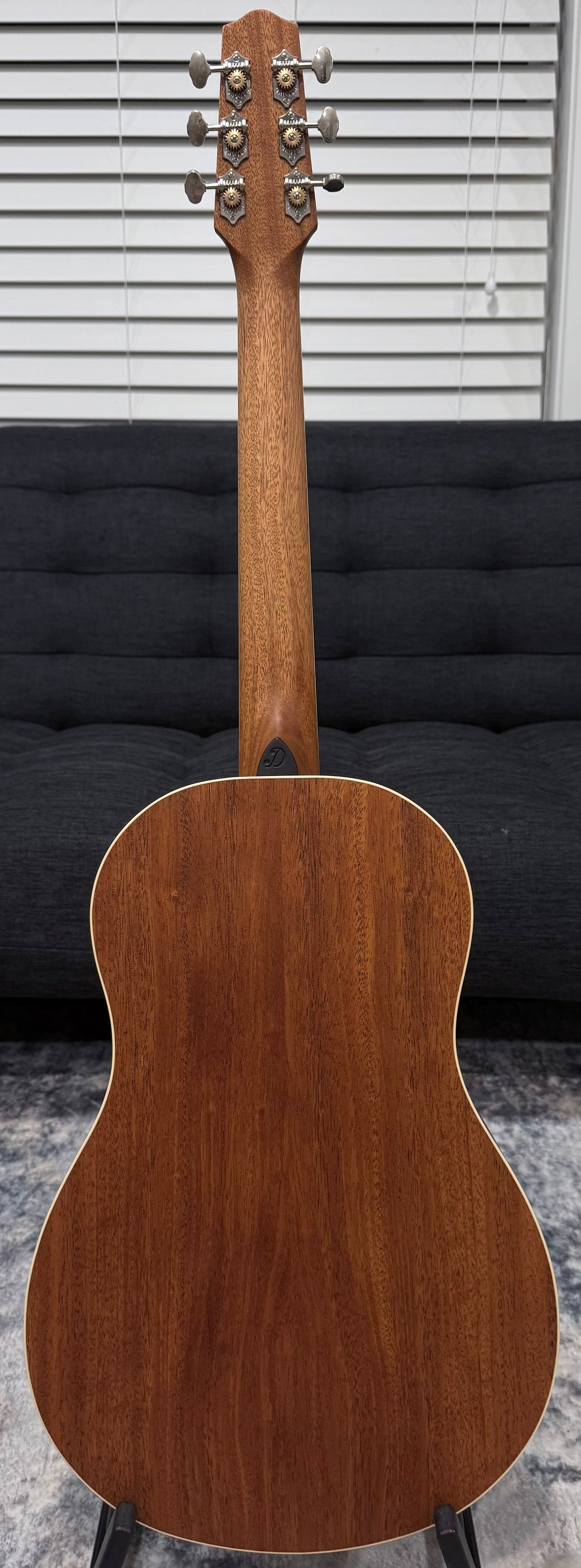 Dowina Mahogany Bona Vida - Cedar/Mahogany Parlor Sized Acoustic Guitar with Hardshell Case