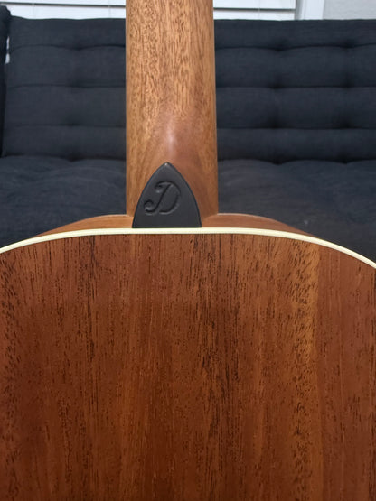 Dowina Mahogany Bona Vida - Cedar/Mahogany Parlor Sized Acoustic Guitar with Hardshell Case