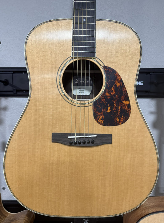 Furch Vintage 2 D-SR a Sitka Spruce over Indian Rosewood *CNR Active* w/ Bag