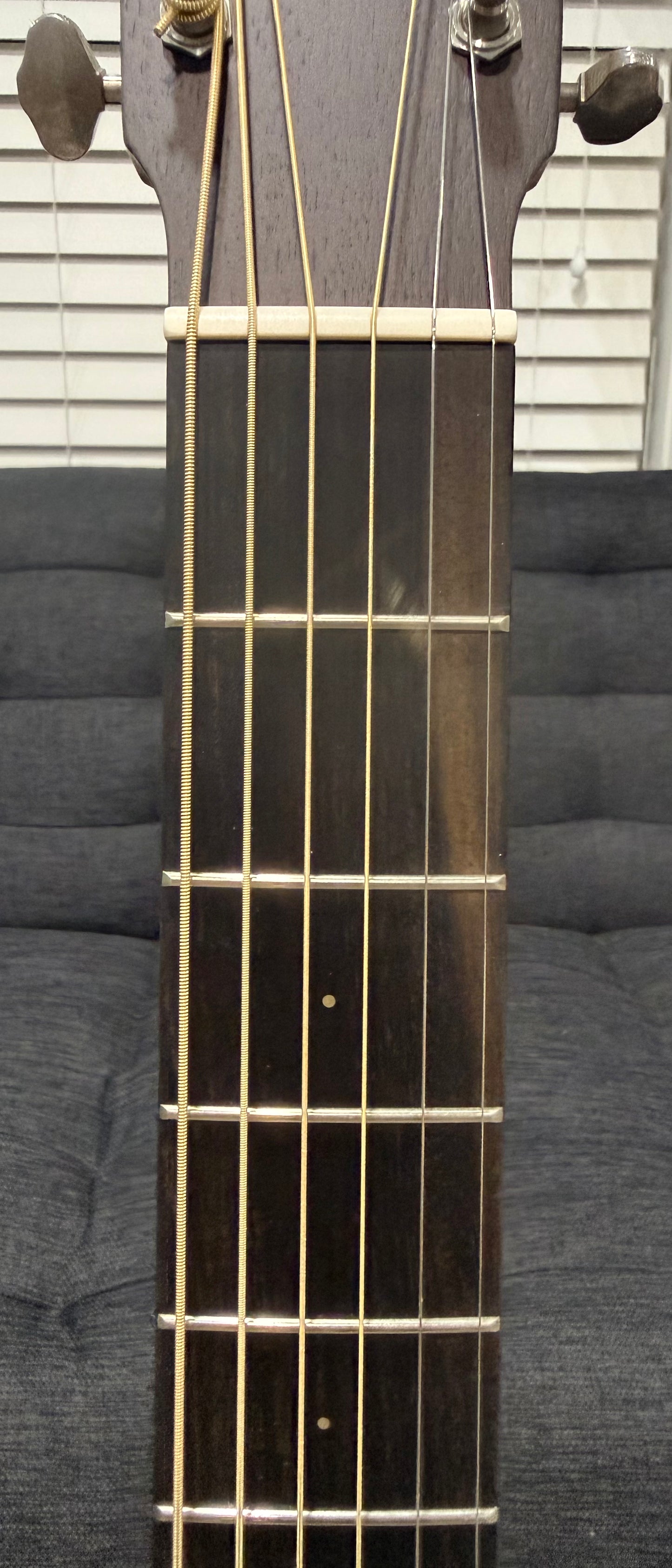 Furch Vintage Pure OOM-SM VTC Sikta Spruce / African Mahogany LR Baggs Element VTC w/ Gigbag