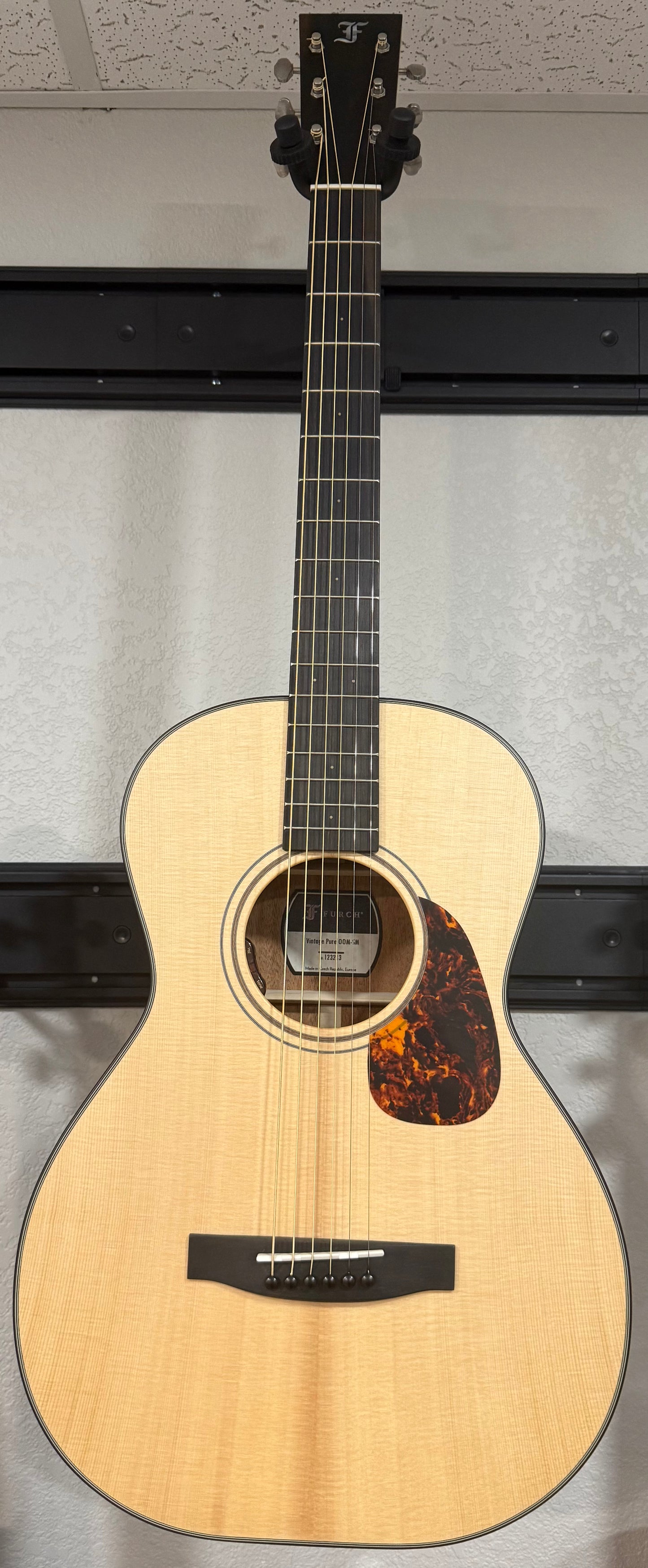 Furch Vintage Pure OOM-SM VTC Sikta Spruce / African Mahogany LR Baggs Element VTC w/ Gigbag