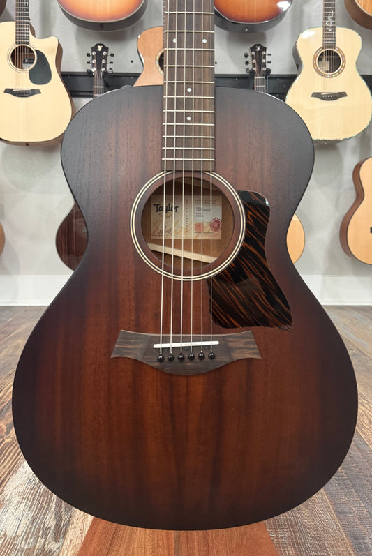 Used Taylor AD22e *LIKE NEW* Mahogany over Sapele Solid Wood