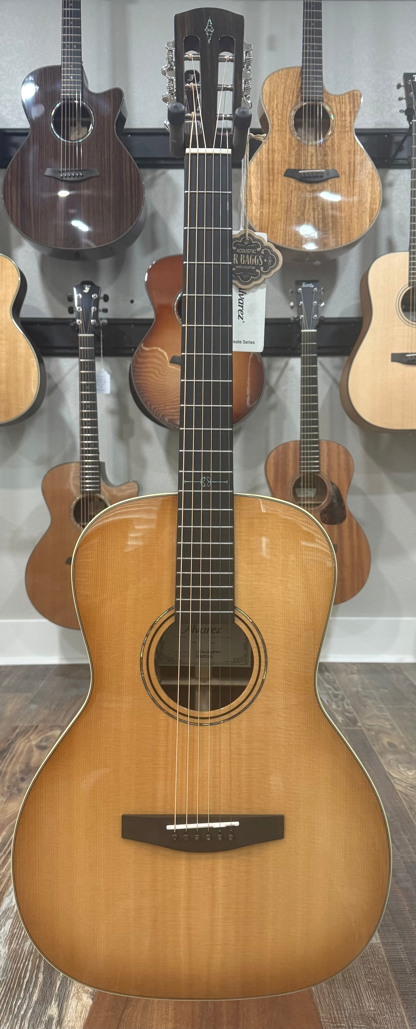Alvarez Laureate LT70e Daybreak - Spruce/Rosewood 000-12 Acoustic Electric Guitar