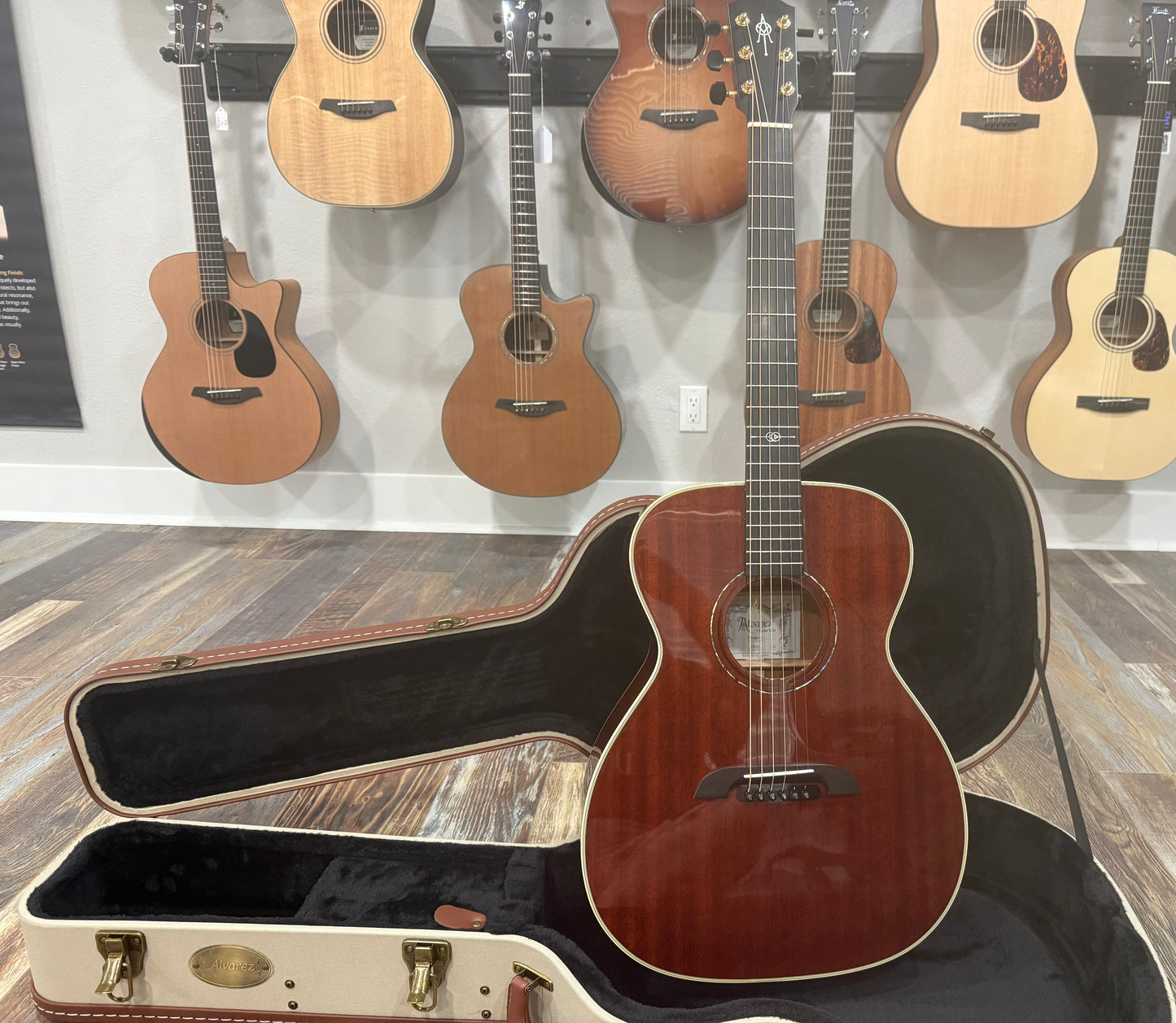 Alvarez Yairi FYM66HD - All Honduran Mahogany #78101