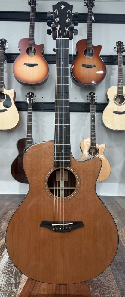 Furch Yellow Gc-CR SPA - (New old stock) Master's Choice Western Red Cedar over Indian Rosewood /w Hardshell case LR Baggs StagePro Anthem