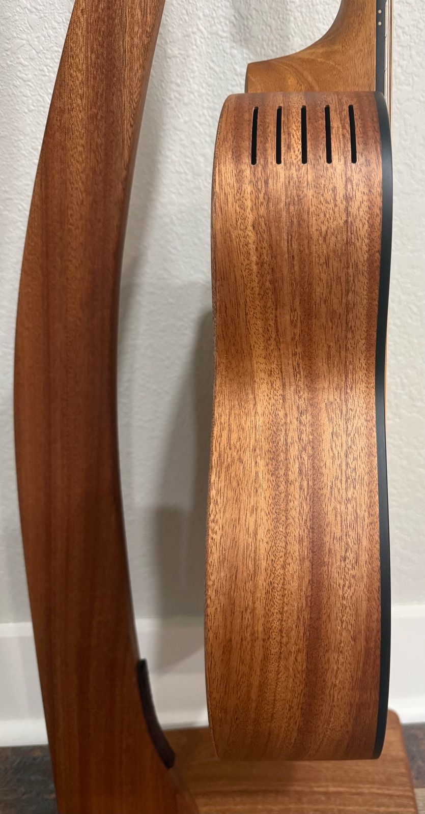 Furch Pioneer-CM 43 - Western Red Cedar/African Mahogany Travel Acoustic Guitar **43mm / 1 11/16" nut width** **CNR Active Kit included** #137411