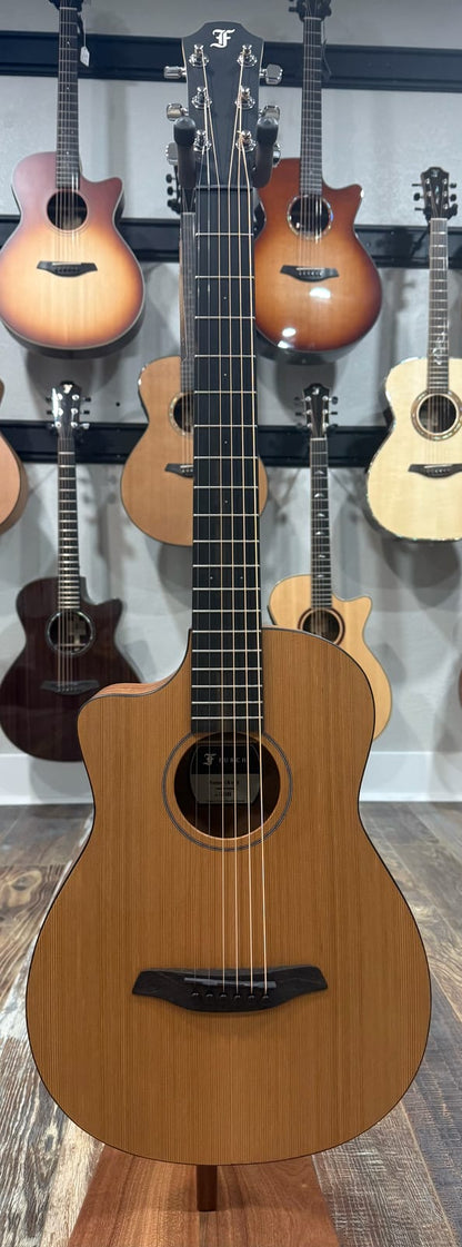 Furch Pioneer-CM LH - Western Red Cedar/African Mahogany Travel Acoustic Guitar **Left-Handed** **CNR Active Kit included** #134388