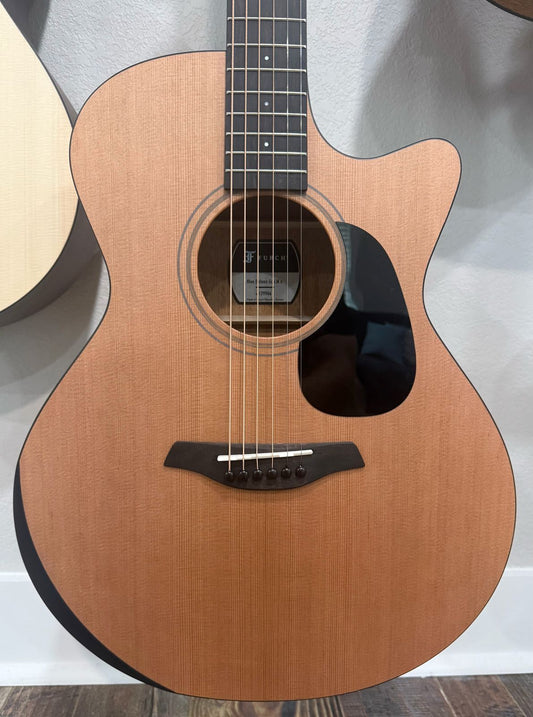 Furch Blue Deluxe Gc-CM a SPE Western Red Cedar over African Mahogany LR Baggs Stage Pro Element *CNR Active* w/ bag *Includes CNR Active Kit ($55 Value)*