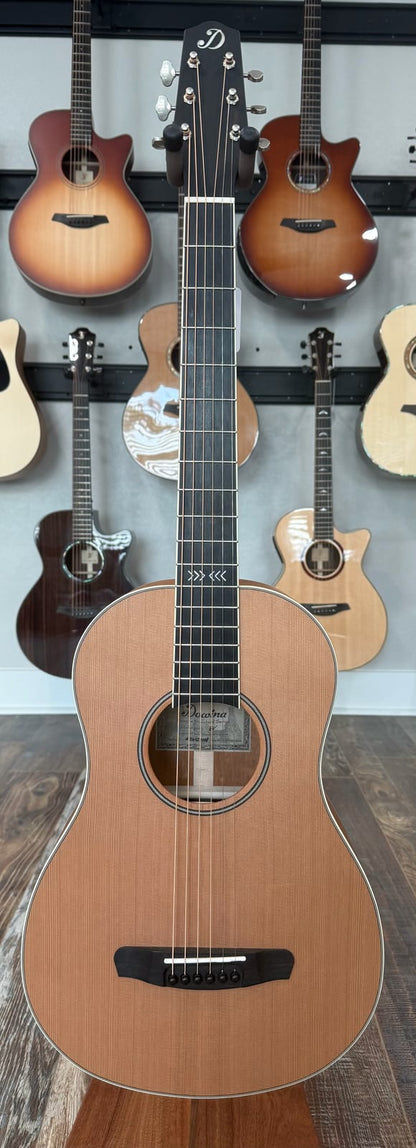 Dowina Mahogany Bona Vida - Cedar/Mahogany Parlor Sized Acoustic Guitar with Hardshell Case