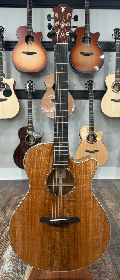 Furch Rainbow Gc-KK - Custom All Solid Koa Hardshell Case