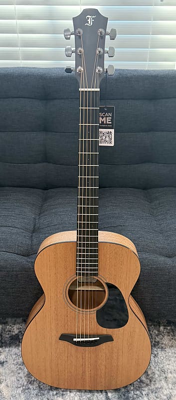 Furch Blue OM-MM a - All Solid African Mahogany **CNR Active** w/ Bag