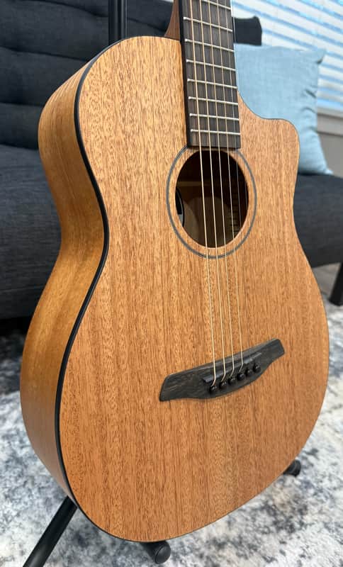 Furch Pioneer-MM 43 - African Mahogany Travel Acoustic Guitar