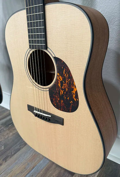 Furch Vintage Pure D-SM a Sikta Spruce over African Mahogany *CNR Active* w/ Bag