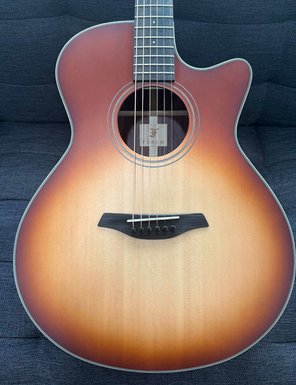 Furch Green Gc-SR Sunburst SPE Sitka Spruce over Indian Rosewood LR Baggs Stage Pro Element w/ Hardshell Case