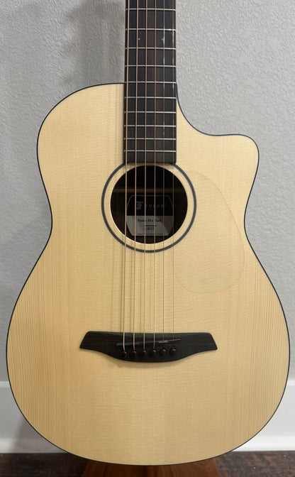 Furch Pioneer-ER 43 - Engelmann Spruce/India Rosewood Travel Acoustic Guitar **43mm / 1 11/16" nut width** **CNR Active Kit included** #136527